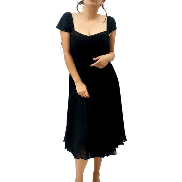 Fame and Partners 6 black pleated midi dress - Picture 3 of 6